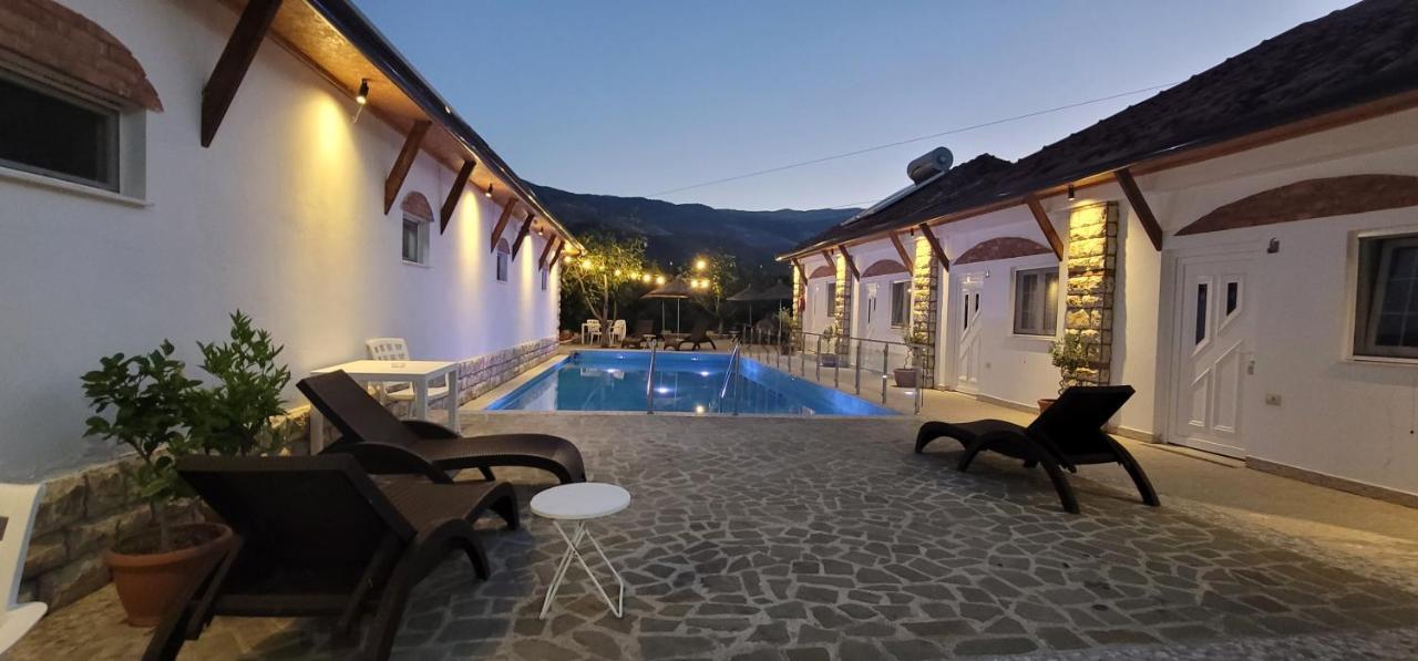 Guesthouse Lord Byron Τεπελένι Εξωτερικό φωτογραφία