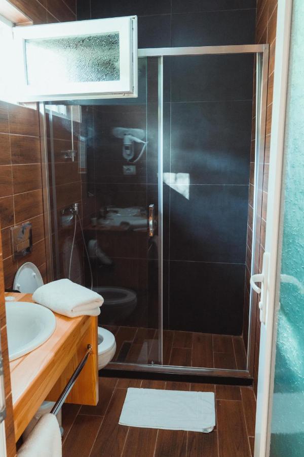 Guesthouse Lord Byron Τεπελένι Εξωτερικό φωτογραφία